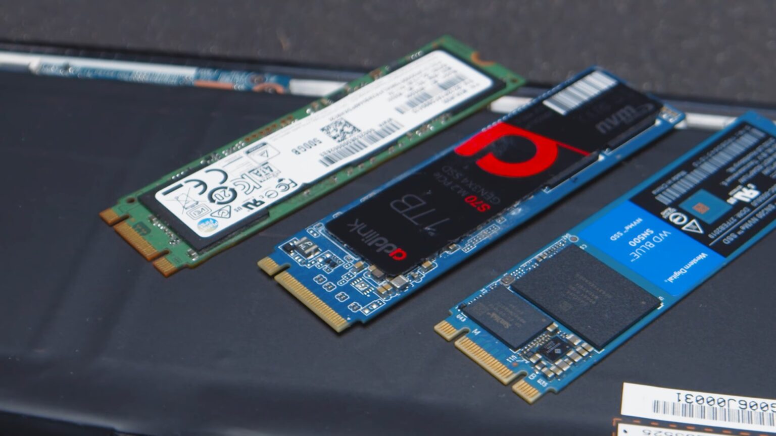 Different Types Of SSDs Explained - 2.5" / M.2, SATA / PCIe, NVMe ...