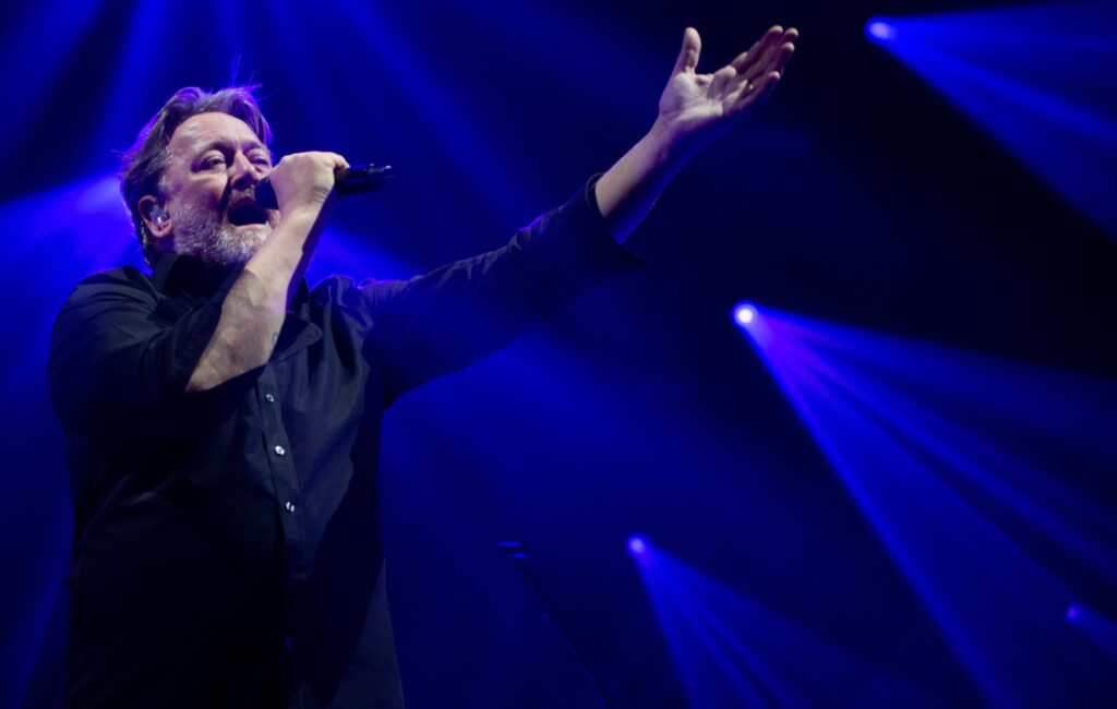 Guy Garvey performs for Elbow